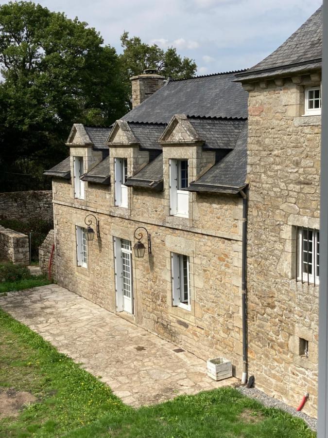 Manoir De Saint-Fiacre Bed & Breakfast Malansac ภายนอก รูปภาพ