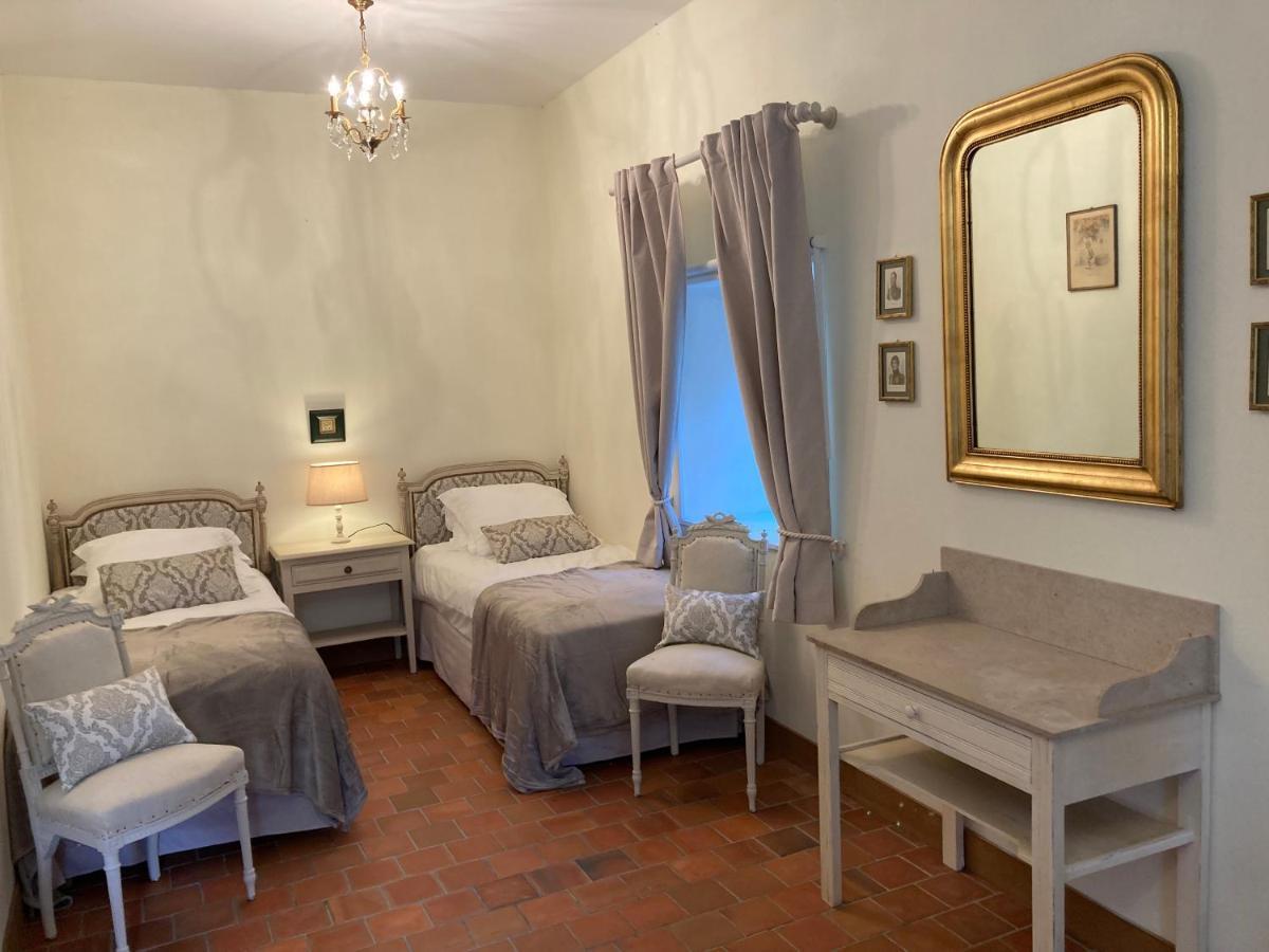Manoir De Saint-Fiacre Bed & Breakfast Malansac ภายนอก รูปภาพ